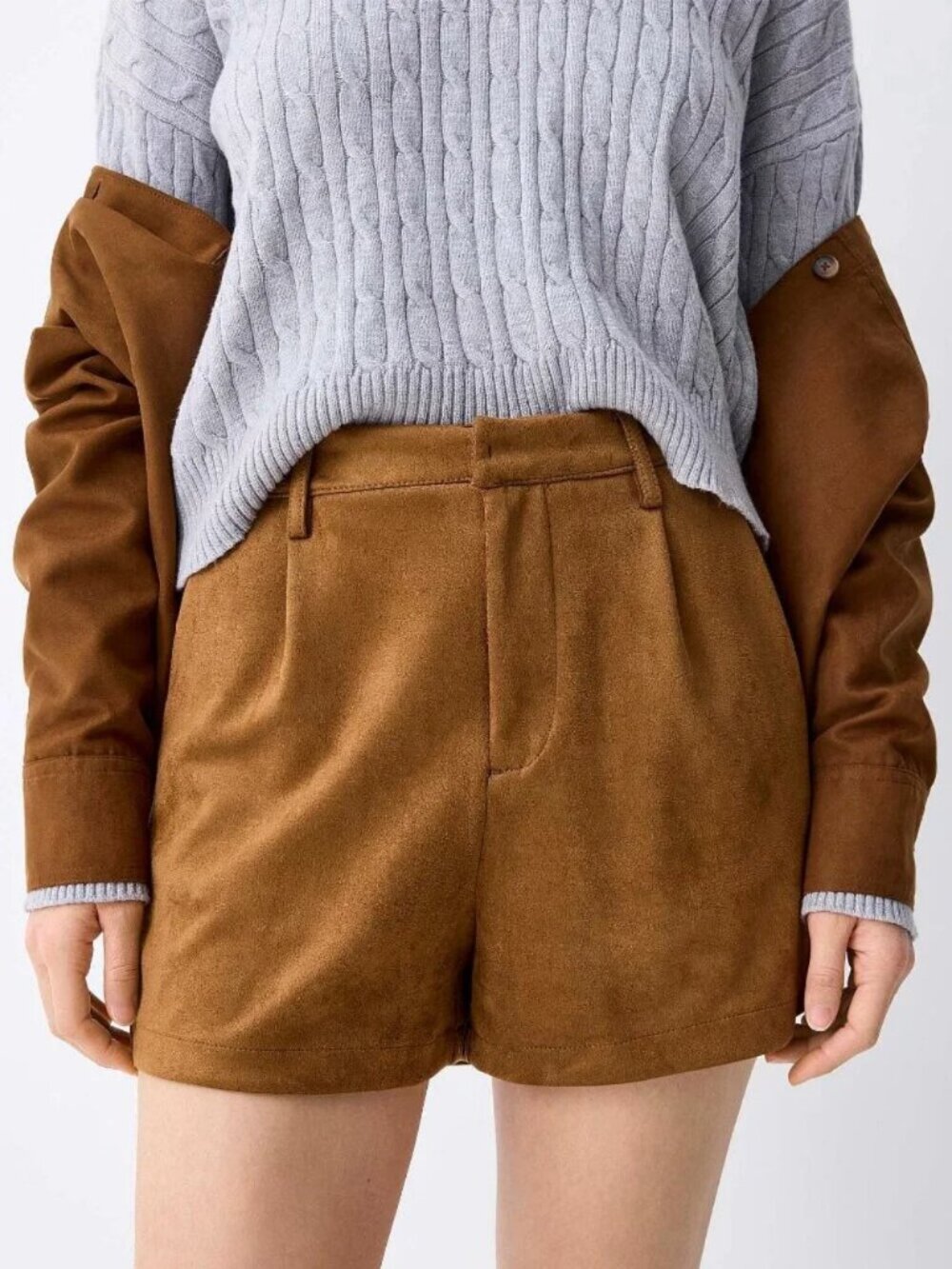 NWT Toast Brown faux suede short - Picture 3 of 3